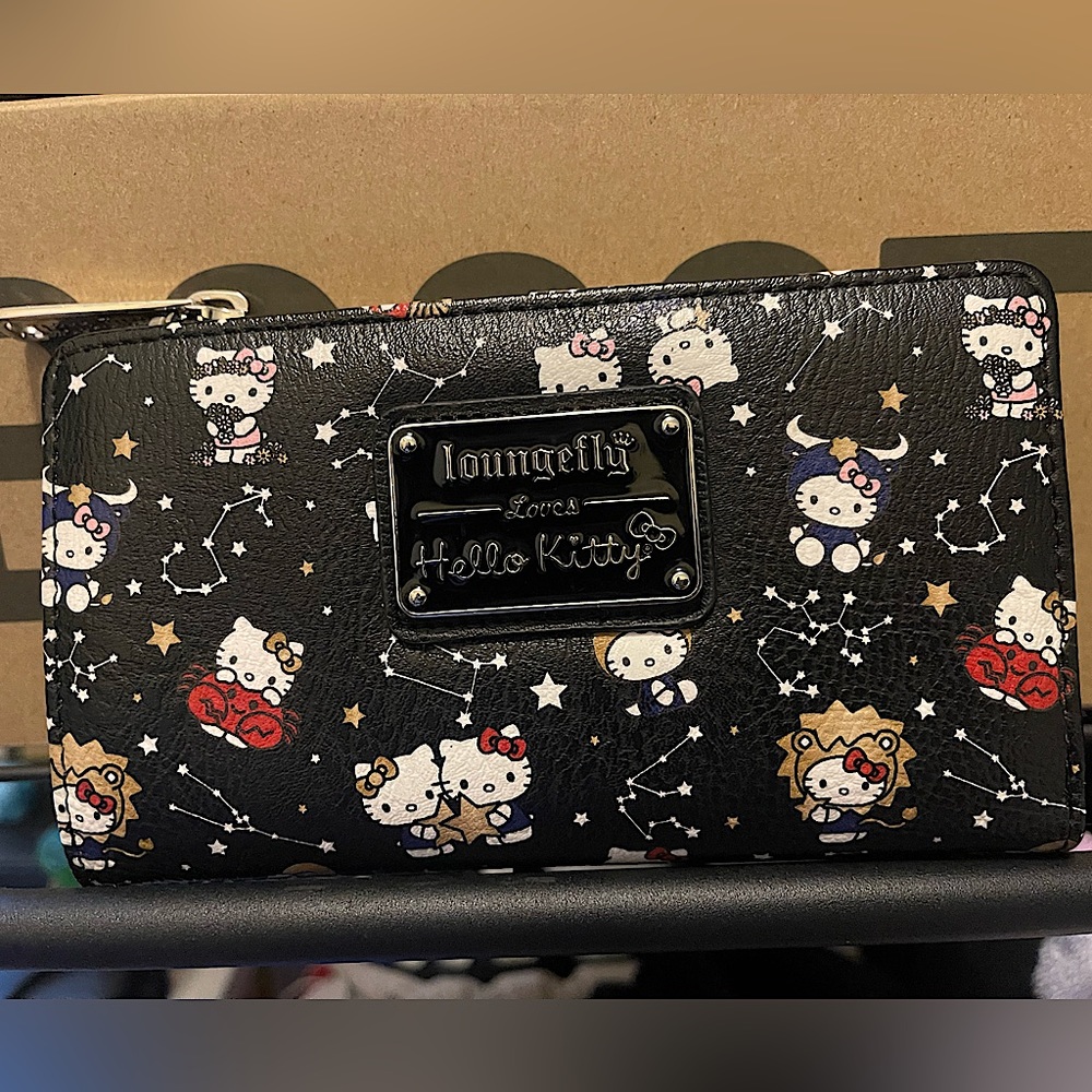 Hello Kitty Lounge fly Wallet